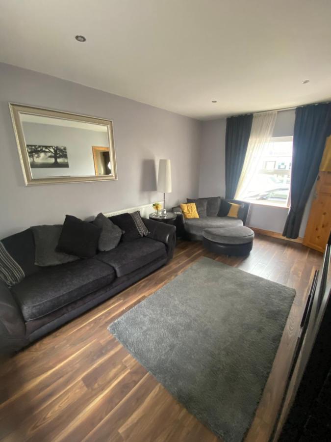 Town Villa With Charming Garden, Bbq Area & Sleeps 6 Cashel  Exterior foto